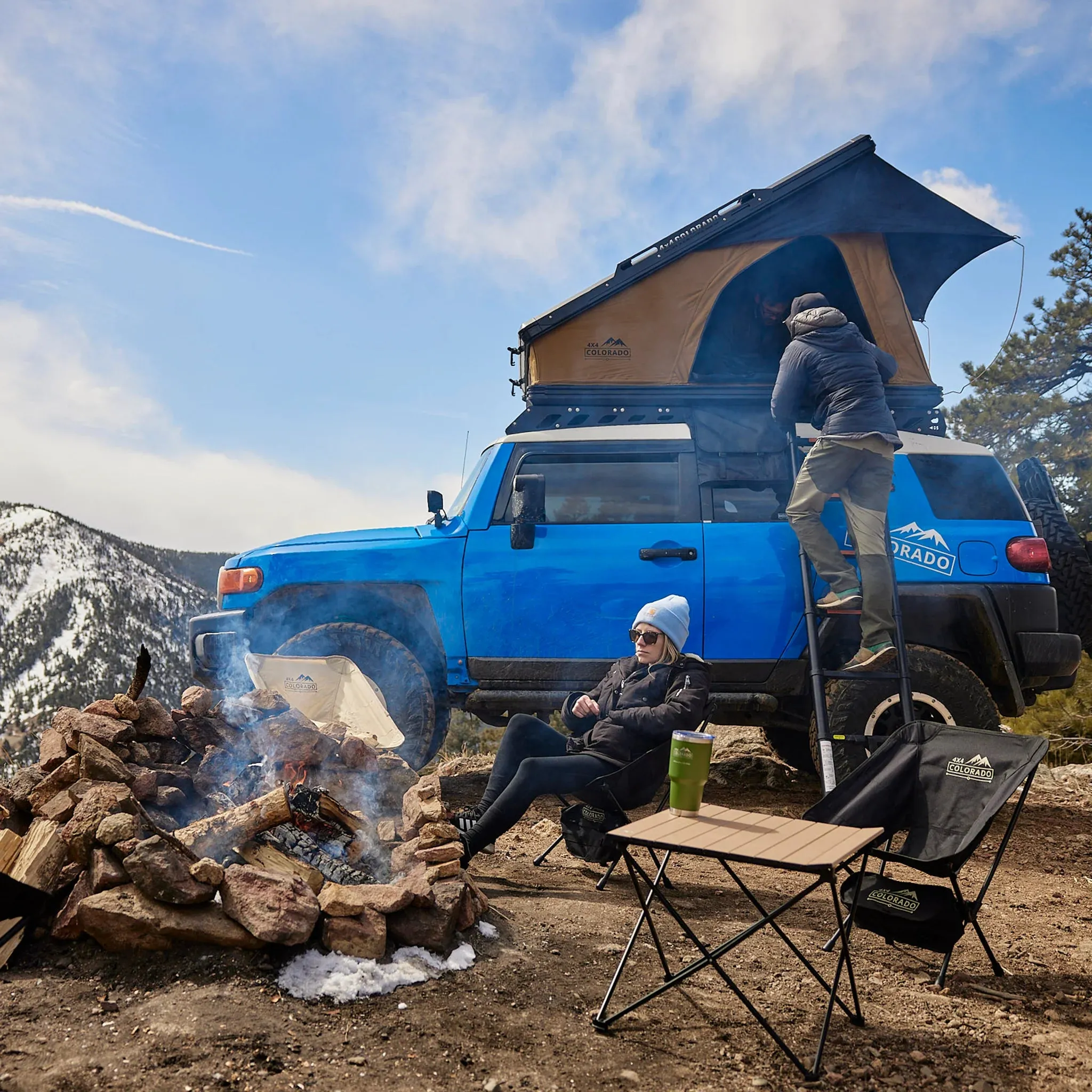 4X4 Colorado Nimbus Hardshell Roof Top Tent