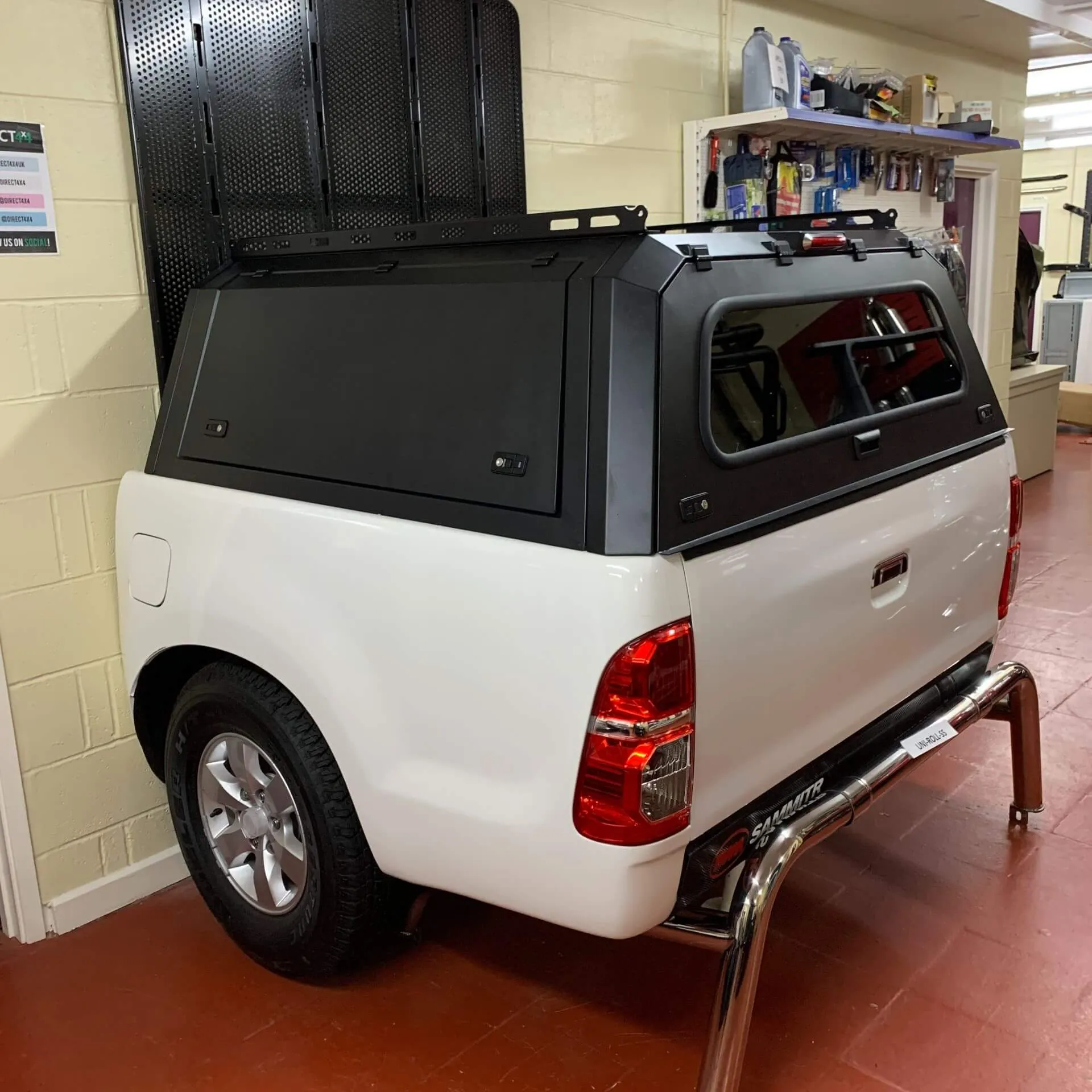 Aluminium Expedition Load Bed Canopy for the Toyota Hilux 2016  Double Cab