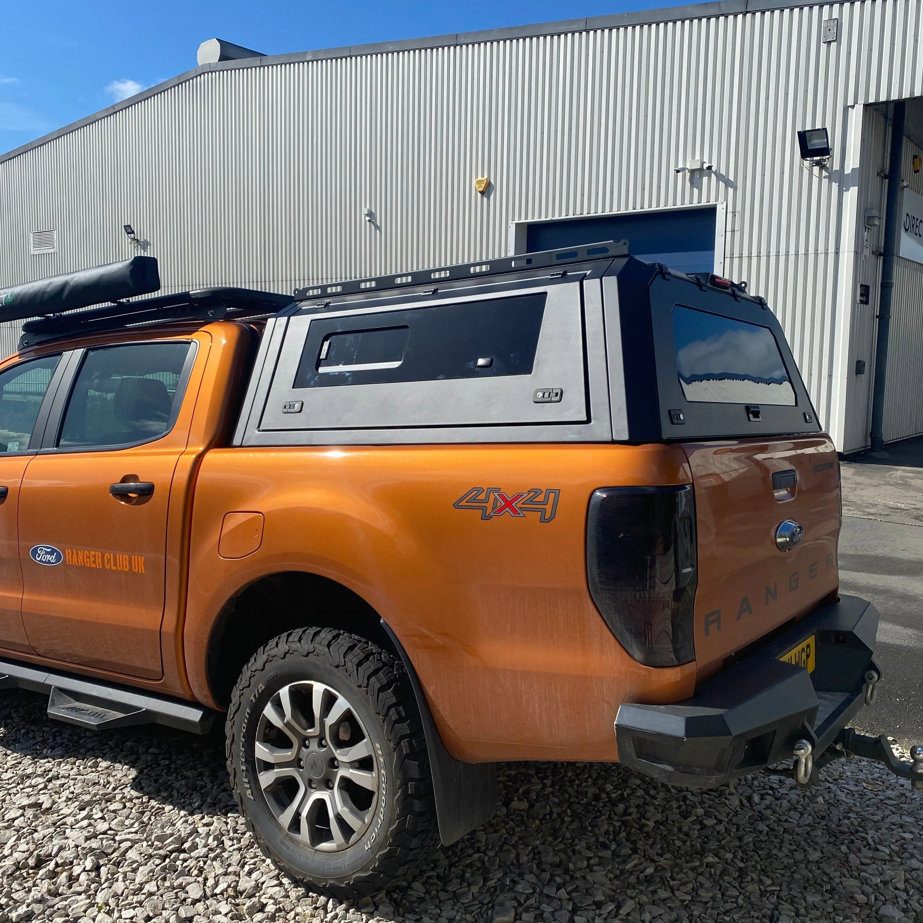 Aluminium Slide Window Load Bed Canopy for the Ford Ranger 2012-2022 Double Cab