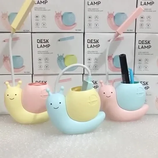 Creative Snail Table Lamp with Pen Holder