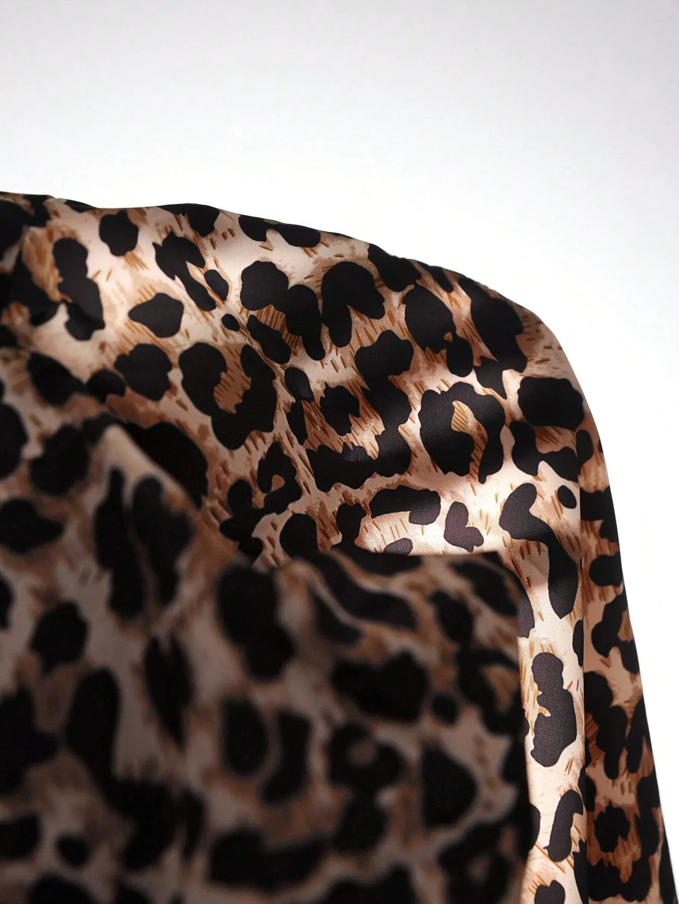 Leopard Print Drawstring Hem Windproof Hooded Jacket FW24